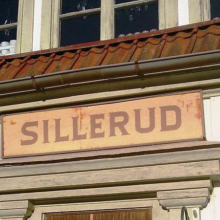 Silleruds Station Hotel Årjäng Exterior foto